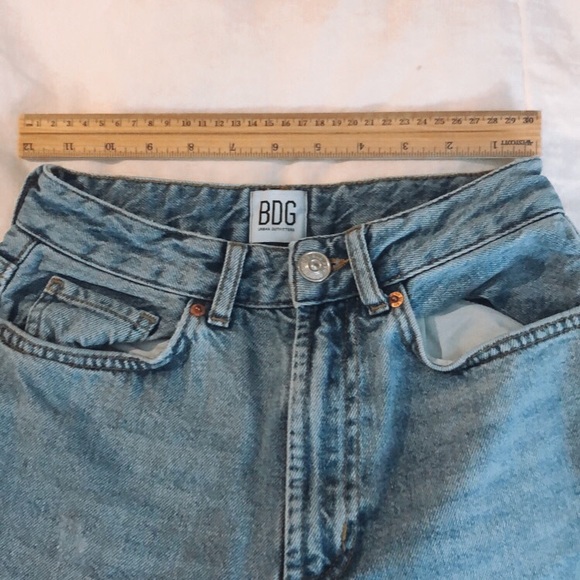 BDG MOM JEANS - Picture 2 of 4